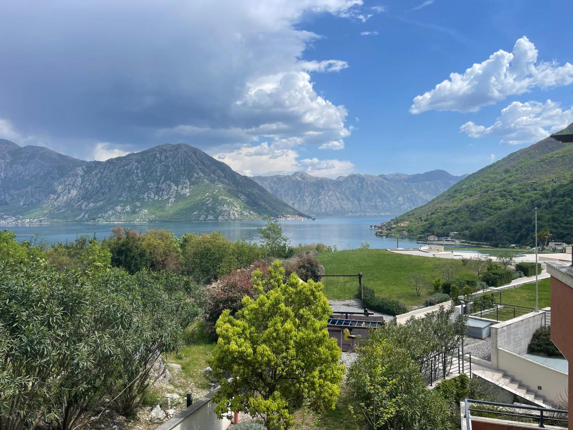 Lavender Bay Apartment B23 Kotor Eksteriør bilde